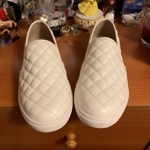 Steve Madden white sneakers